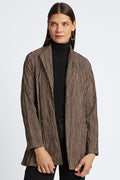 A casual yet polished look with Foxcroft’s no-iron shirt styled for effortless elegance.